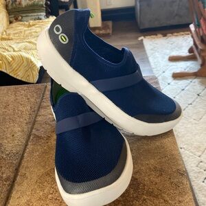Brand New Without Box Oofos Slip on Shoes